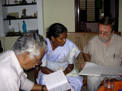 G. Jaures et Mary Elizabeth,correspondants indiens et J. Cortot (responsable Pondichéry, 2005